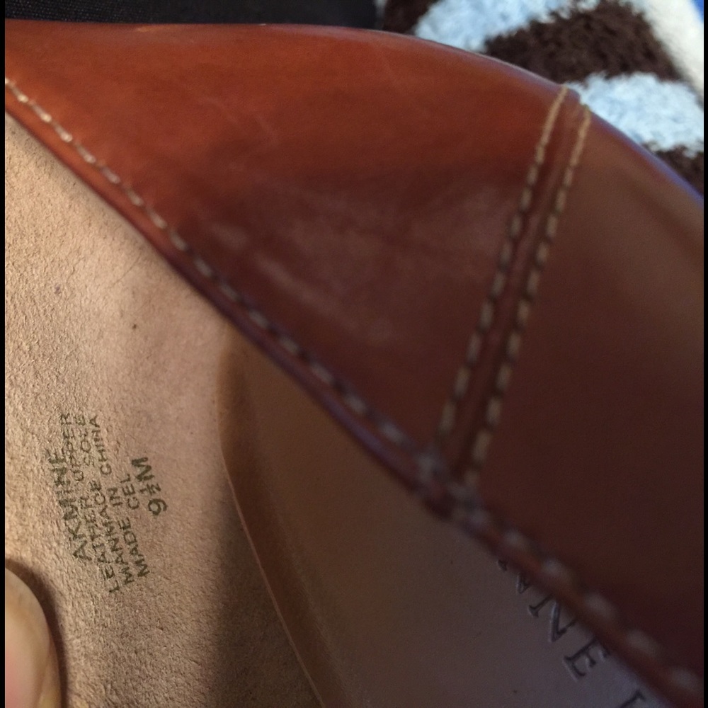 Shoes - Picture 5 of 6